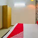 Hotel O Unique Delhi Home Stay