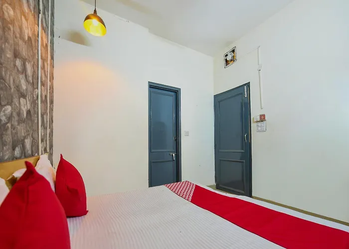 Hotel O Unique Delhi Home Stay